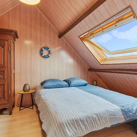 בית נופש Les Pieds Dans L'eau By Interhome *