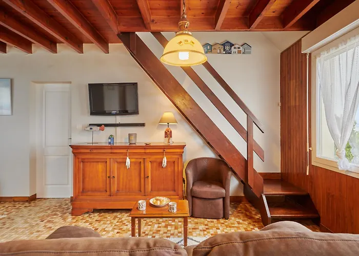 Les Pieds Dans L'eau By Interhome Casa de Férias Quinéville