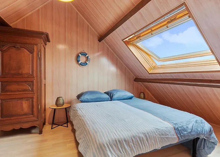 Casa de Férias Les Pieds Dans L'eau By Interhome *